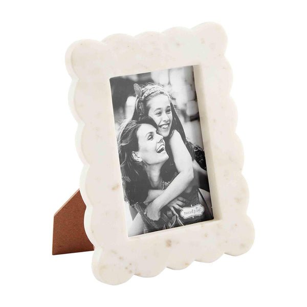 Marble Scallop Frame